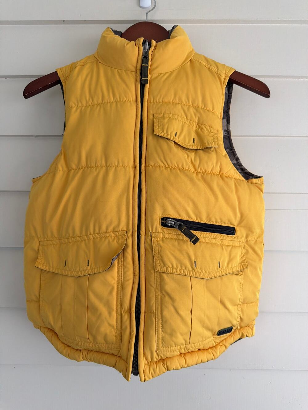 Vintage Y2K GAP Kids Reversible Camo Cargo Puffer Vest Yellow Boys Youth Size 8